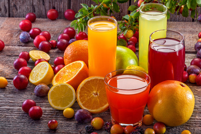 Медики назвали самый опасный фруктовый сок, который может привести к летальному исходу