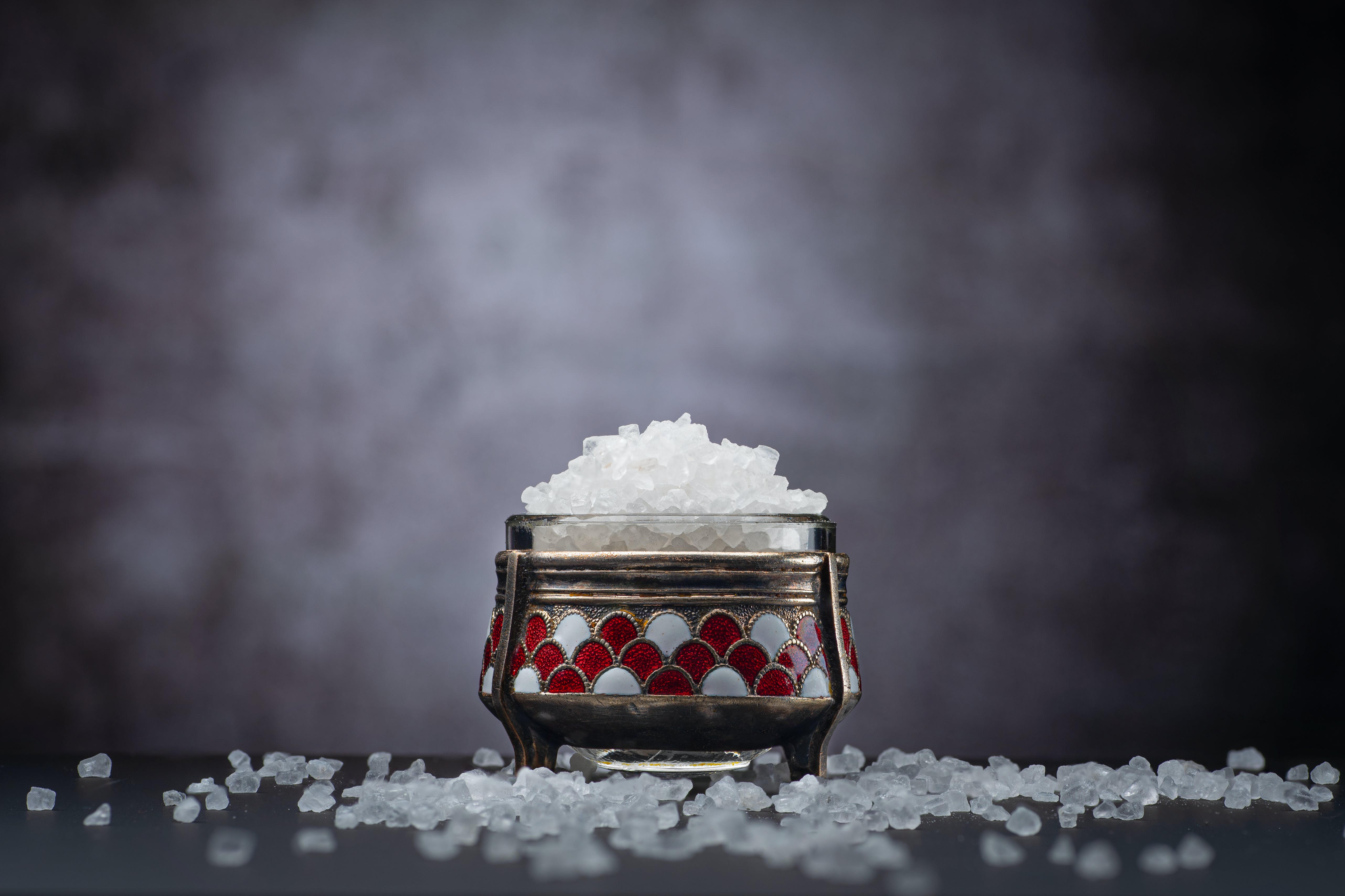 Соль – универсальный продукт: 5 нестандартных способов ее использования 
